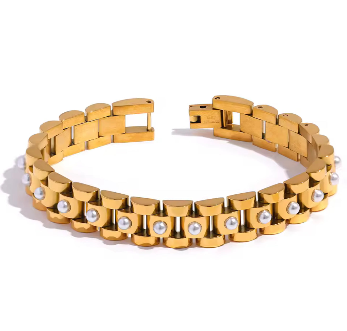 Alexandra Pearls Bracelet