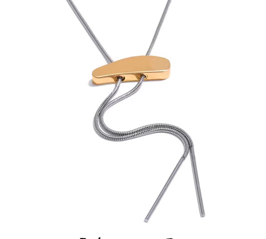 “Sarah” Necklace